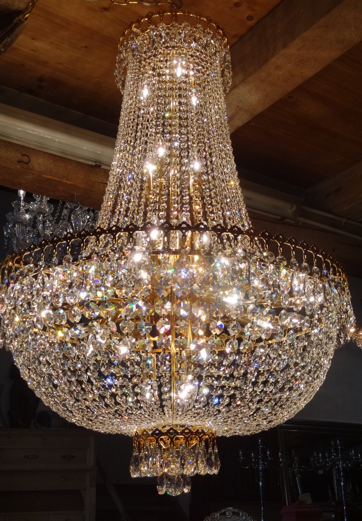 Kronleuchter Bleikristall / Lüster Gold 110cm + Kette 33 Lichter